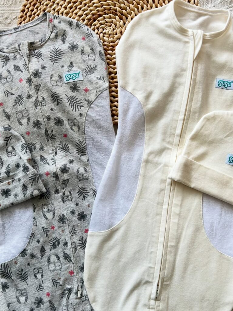 Combo clearance for Eule Eyelet Tot Swaddle + matching hat masih available di Ti…